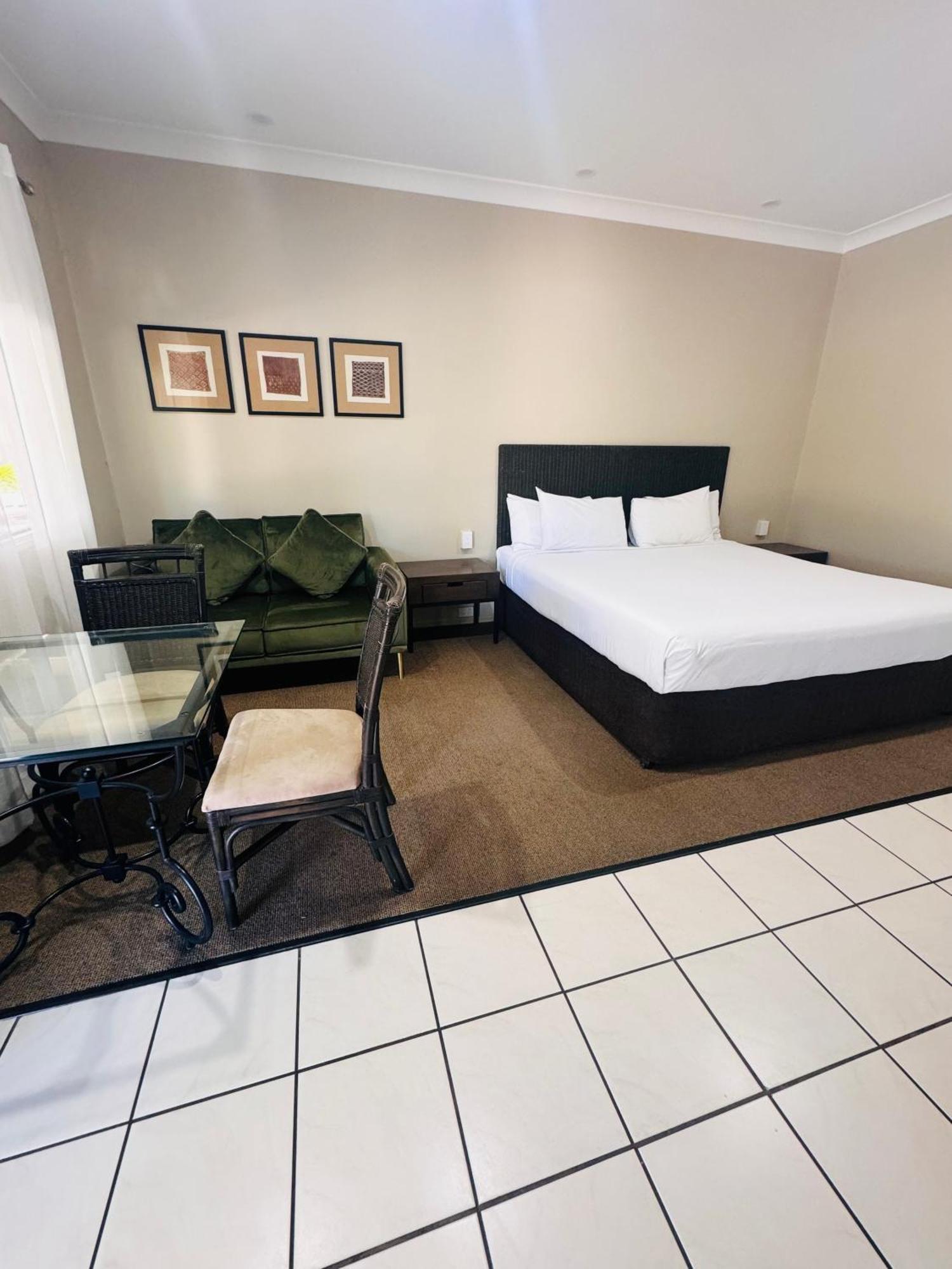 Best Western Bungil Creek Motel Roma Kültér fotó