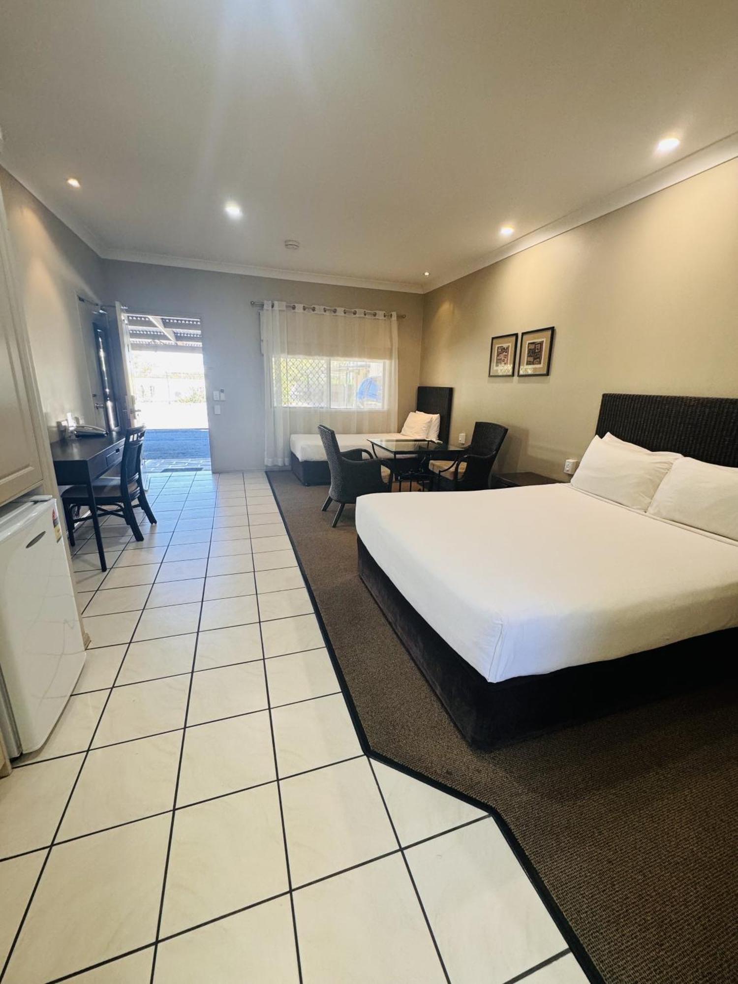 Best Western Bungil Creek Motel Roma Kültér fotó
