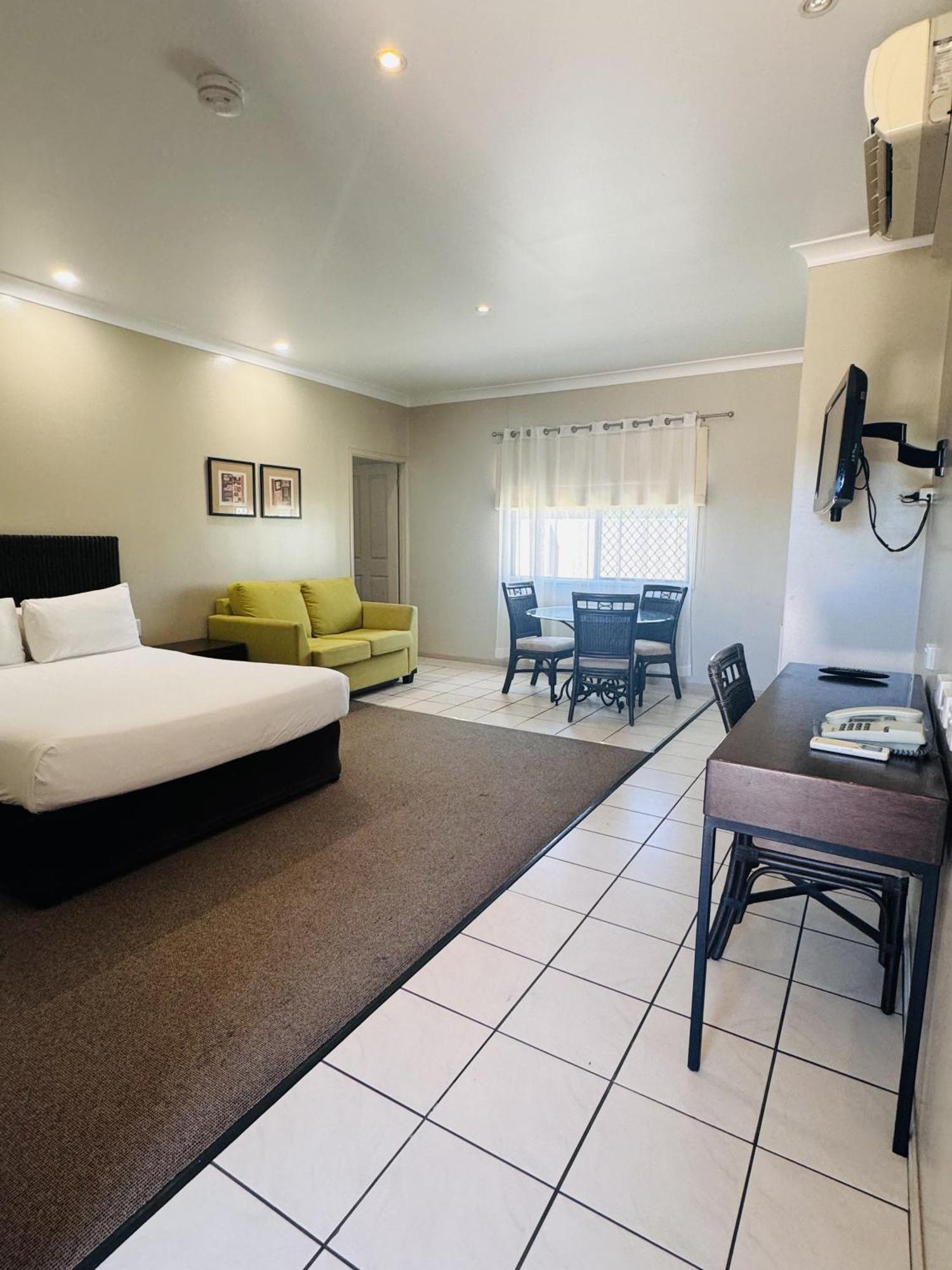 Best Western Bungil Creek Motel Roma Kültér fotó